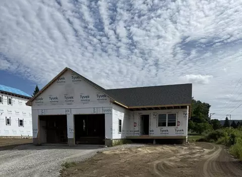 16 Dozer Dr, St. Albans Town, VT 05478