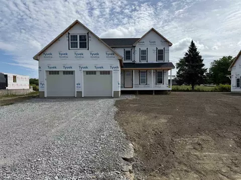 40 Dozer Dr, St. Albans Town, VT 05478