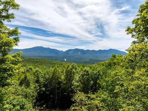 14 Summit Dr, Franconia, NH 03580