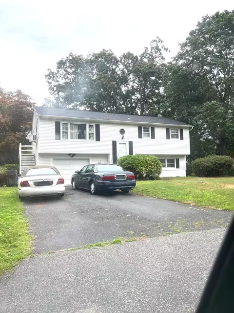 20 Williams St, Salem, NH 03079