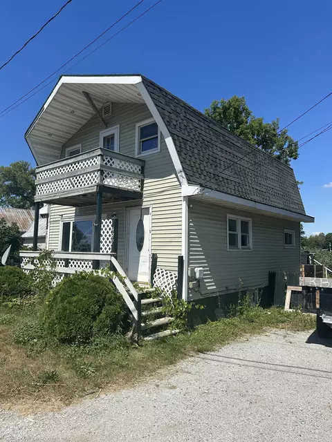 497 Lake Rd, St. Albans Town, VT 05478
