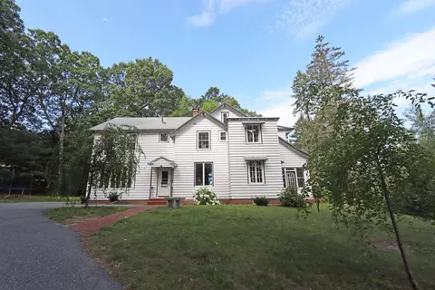 63 Taylor St, Nashua, NH 03060
