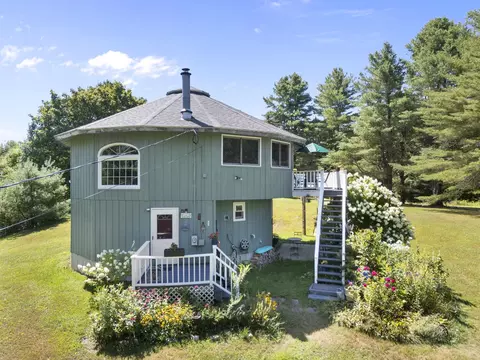 1192 Chapel Hill Rd, Whitingham, VT 05361