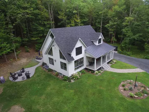 30 Colony Road Ext, Warren, VT 05674
