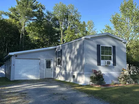 376 W Highland Dr, Johnson, VT 05656