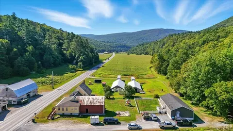 1433 N 116 Rd #B, Bristol, VT 05443
