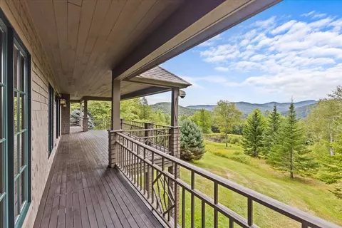 498 Fuller Farm Rd, Warren, VT 05674