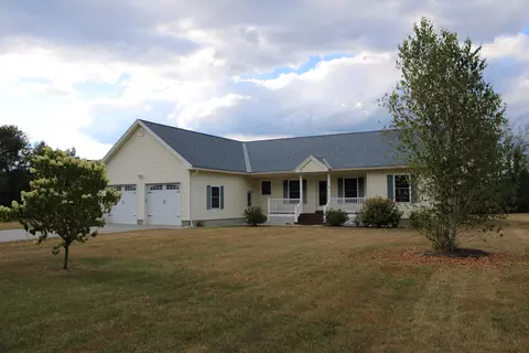 71 Cobb Ln, Clarendon, VT 05759