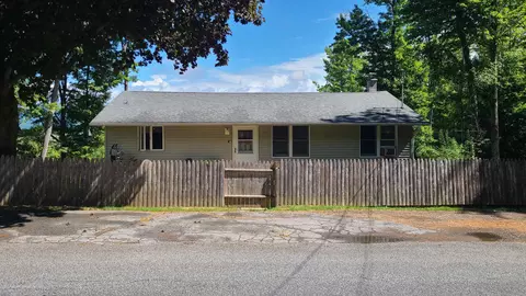 40 Campbell Rd, Rutland, VT 05701