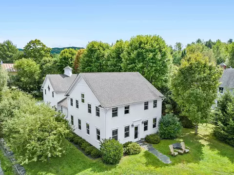 85 Smith Falls Ln, Stowe, VT 05672