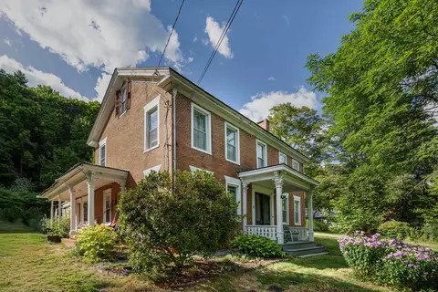 14 Barker Rd, Post Mills, VT 05058