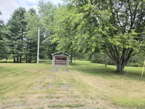 369 Hall Stream Rd, Canaan, VT 05902