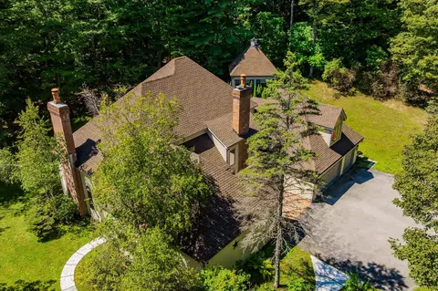 932 Mcnamara Rd, Dorset, VT 05251