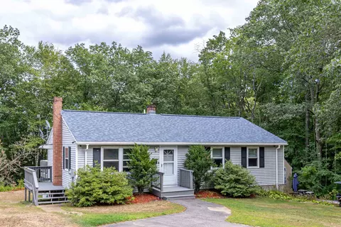 157 Summit St, Franklin, NH 03235