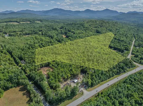 28 Gould Rd, Whitefield, NH 03598