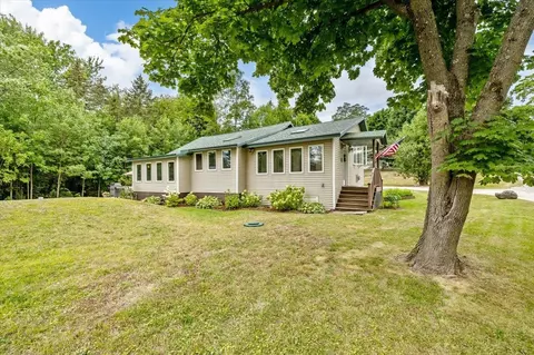 79 Hickory House Rd, Georgia, VT 05478