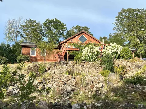 242 Jerusalem Rd, Canaan, NH 03741