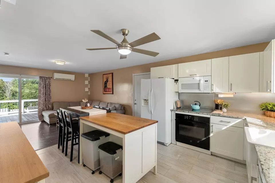 Kitchen - 7 Panther Dr, Orange, VT 05641 photo 1 of 6