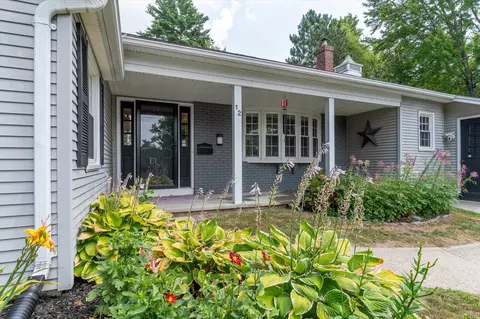 12 Grandview Ter, Rutland, VT 05701