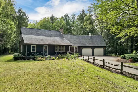 136 Cross Rd, Chesterfield, NH 03466