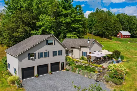 157 Dartt Hill Rd, Bethel, VT 05032