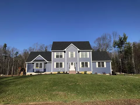 6 Blaisdell Ct, Raymond, NH 03077