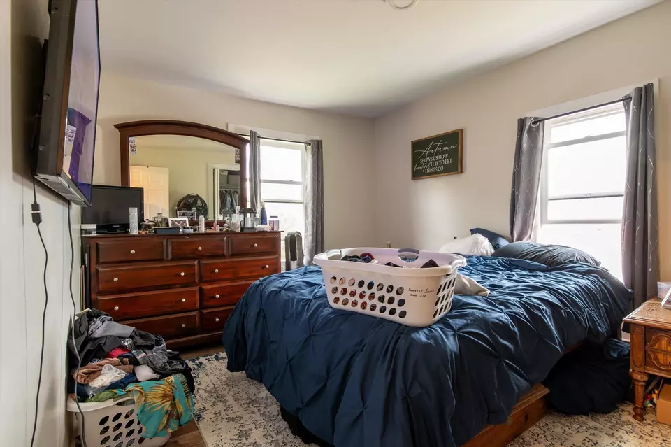 Bedroom - 77 Belmont Rd, Mount Holly, VT 05758 photo 5 of 6