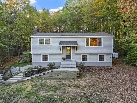 240 Bay Point Rd, Newbury, NH 03255