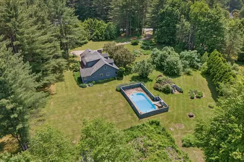 247 Meadowcrest Dr, Clarendon, VT 05759
