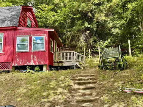 1594 White Rd, Corinth, VT 05039