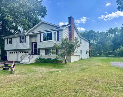 27 Townsend Ave, Salem, NH 03079