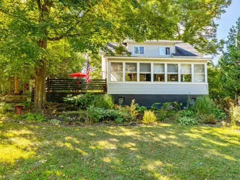 215 Old Dock Rd, Highgate, VT 05460