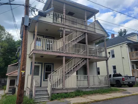 185 Park St, Berlin, NH 03570