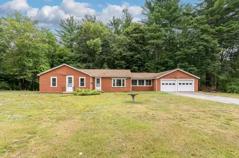 16 Forrest St, Plaistow, NH 03865
