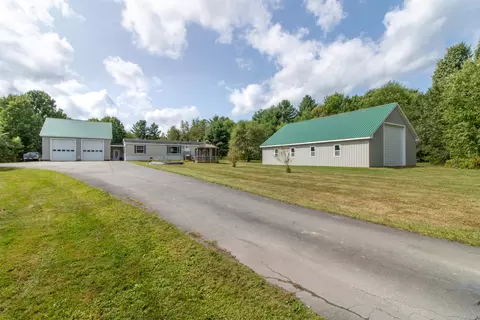 99 River Rd, Irasburg, VT 05845