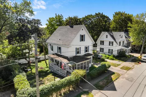 30 Hill St, Dover, NH 03820