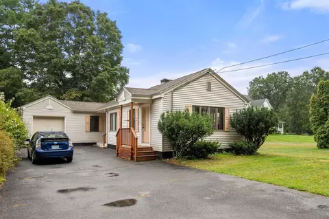53 Lawrence Rd, Salem, NH 03079