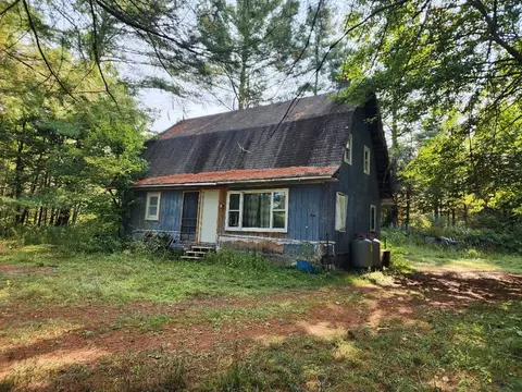 24 Pine Rd, Stratford, NH 03590