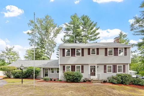 2 Sycamore Ln, Nashua, NH 03063