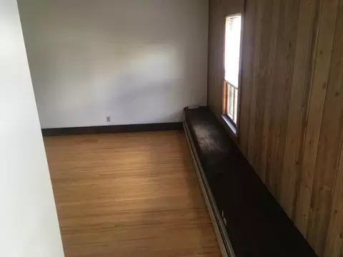 Living - 25 Back St, Randolph, VT 05060 photo 3 of 9