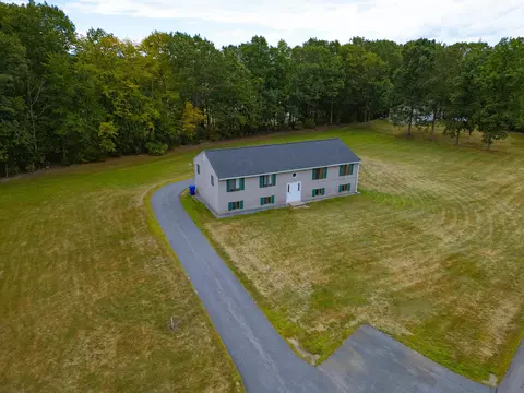 20 Johnson Meadow Rd #A & B, Hampstead, NH 03841