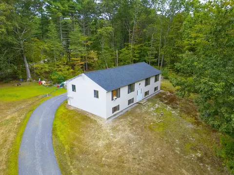 33 Johnson Meadow Rd #A & B, Hampstead, NH 03841