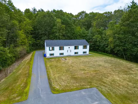 36 Johnson Meadow Rd #A & B, Hampstead, NH 03841