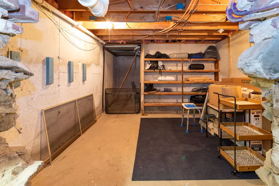 Other - 281 Dennett St, Portsmouth, NH 03801 photo 11 of 12