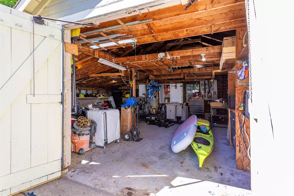 Exterior - 281 Dennett St, Portsmouth, NH 03801 photo 7 of 7