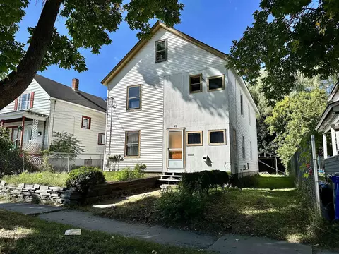 29 Hopkins St, Rutland, VT 05701
