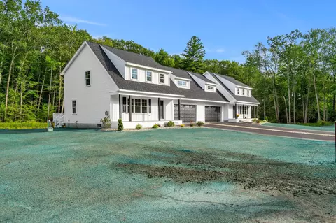 15 Autumn Cir # -A, Plaistow, NH 03865