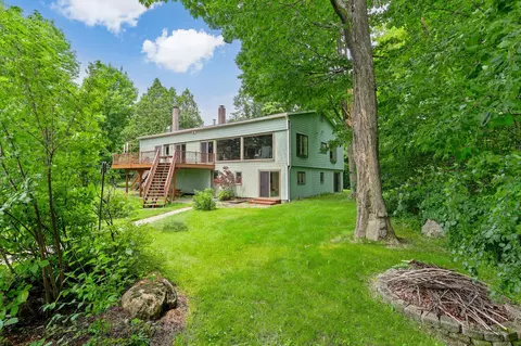 81 Top Deck Ln, Newport, VT 05857