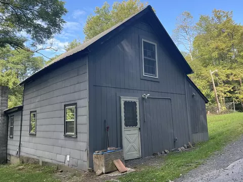 20-22 Green Rd, Walpole, NH 03609