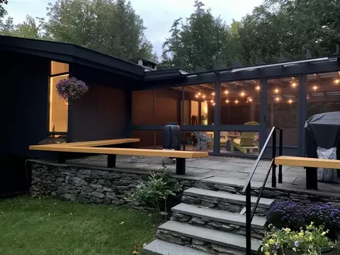 105 Sugarbush Access Rd, Warren, VT 05674